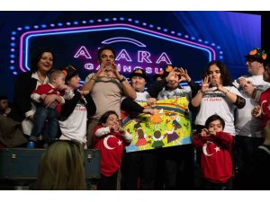 ADANA’DA ÖZEL İHTİYAÇLI ÇOCUKLAR SANATÇI UĞUR ASLAN İLE BULUŞTU