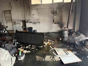 OSMANİYE’DE DEVRİLEN ISITICI YANGINA NEDEN OLDU