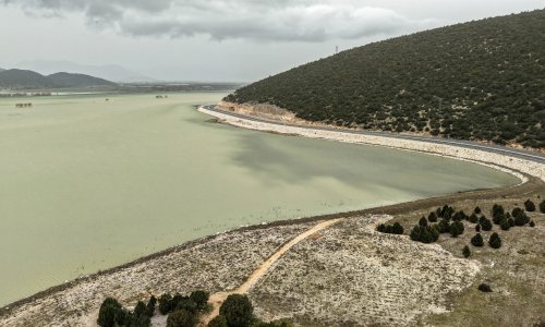 AVLAN GÖLÜ'NDE SU SEVİNCİ