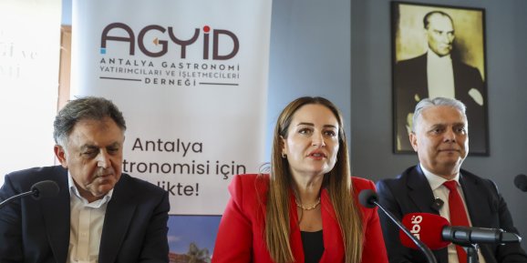 ÖZDEMİR: "HİJYEN VE GIDA GÜVENLİĞİ SERTİFİKASI ÇOK KIYMETLİ"