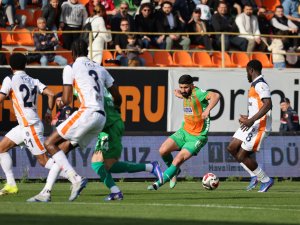 ALANYASPOR-BAŞAKŞEHİR: 1-2