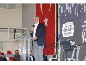BAŞKAN ÖNTÜRK’TEN, CHP LİDERİ ÖZEL’E KALDIRIM TAŞI VE ÇÖP KONTEYNERİ GÖNDERMESİ