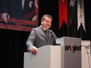 ANTGİAD İFTARINDA “ İNSANIN FABRİKA AYARLARI “ KONUŞULDU