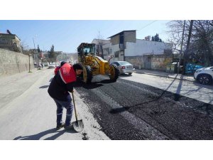 KAHRAMANMARAŞ’TA YOL ONARIM VE YAPIM ÇALIŞMALARI