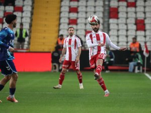 ANTALYASPOR KUPAYA VEDA ETTİ