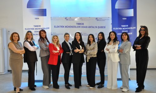 ELEKTRİK MÜHENDİSİ KADINLARDAN GÜÇ VE EŞİTLİK VURGUSU