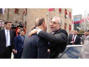 BAKAN IŞIKHAN: "TÜRKİYE 2026 YILINDA KADIN İSTİHDAMINI EN FAZLA ARTIRAN ÜLKE OLDU"