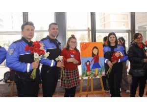 ENGELLİ ÇOCUKLARDAN "ŞİDDETE KARŞI SEVGİ" SERGİSİ