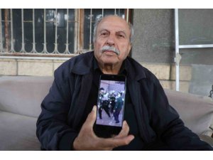 ’DUA ETSİNLER YETER’ DİYEN YAŞLI ADAM EMEKLİ MAAŞINI MAHALLELİYE DAĞITIYOR