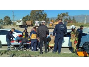 ANTAKYA’DA TRAFİK KAZASI: 1 YARALI