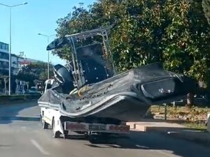 KAÇAK GÖÇMENLERİN ÖLDÜĞÜ BOT, YEDİEMİN DEPOSUNA KONULDU