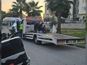 TARSUS’TA TEK TEKER ŞOVU PAHALIYA PATLADI: 21 BİN TL CEZA