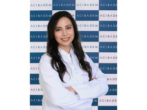 PSİKOLOG GİRİŞ: "YAPAY ZEKA PSİKOLOĞUM OLABİLİR DİYORSANIZ YANILIYORSUNUZ"