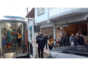 ADANA’DA İŞ YERİNDE SİLAHLI KAVGA: 2 YARALI