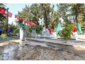 MERSİN’DE BAYRAM HAZIRLIKLARI TAMAMLANDI