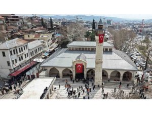 DEPREMDE HASAR GÖREN 583 YILLIK ULU CAMİ YENİDEN İBADETE AÇILDI