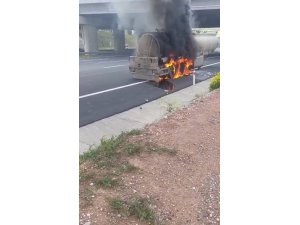 OSMANİYE’DE MAZOT YÜKLÜ TANKER ALEV ALDI