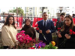 ANTALYA’DA ÇANAKKALE ŞEHİTLERİ ANILDI