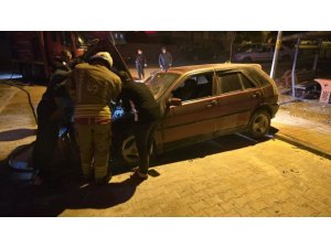 İSKENDERUN’DA OTOMOBİL YANGINI