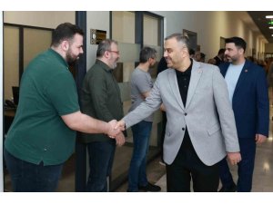 BAŞKAN TOPTAŞ BELEDİYE PERSONELİYLE BAYRAMLAŞTI