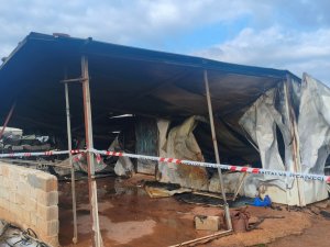 KONTEYNERDE YANGIN: 5'İ ÇOCUK 6 ÖLÜ