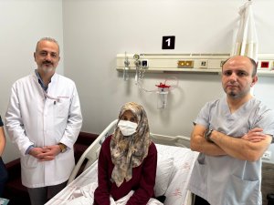 TATİLE GELDİĞİ ANTALYA'DA KANSER OLDUĞUNU ÖĞRENDİ