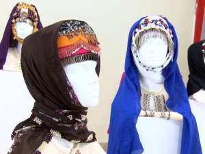 KADINLARIN STATÜSÜ BAŞLIKLARINDA GİZLİ