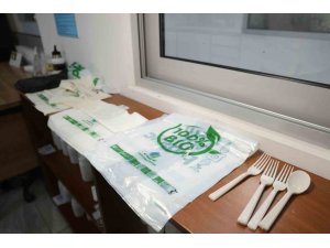 PETROL YERİNE NİŞASTA: 180 GÜNDE BİYOBOZUNABİLEN PLASTİK ALTERNATİFİ