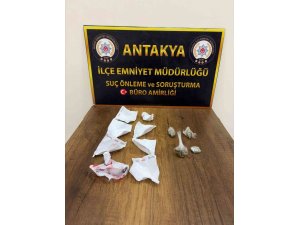 HATAY’DA UYUŞTURUCU SATICILARIN YÖNELİK OPERASYON; 4 GÖZALTI