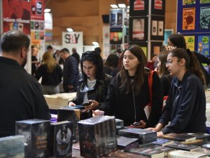 KEPEZ KİTAP FUARI KAPILARINI AÇTI