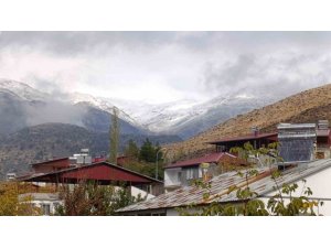 KAHRAMANMARAŞ’IN YÜKSEK KESİMLERİ BEYAZA BÜRÜNDÜ