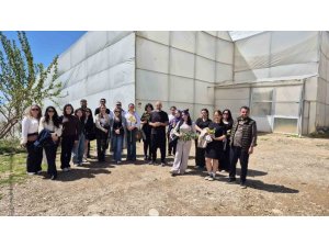 ALANYA’DA ÜNİVERSİTELİ ÖĞRENCİLERDEN TROPİKAL BAHÇELERE TEKNİK GEZİ