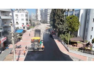 MERSİN’DE YOL YENİLEME ÇALIŞMALARI SÜRÜYOR