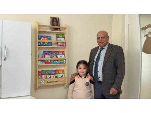 "HER EV KÜTÜPHANE OLSUN" PROJESİYLE 170 ÖĞRENCİNİN EVİNE KÜTÜPHANE