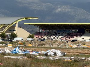KUŞ CENNETİ ÇÖPLÜĞE DÖNDÜ