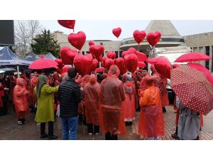 KAHRAMANMARAŞ’TA KALP BALONLARIYLA OTİZME DİKKAT ÇEKİLDİ