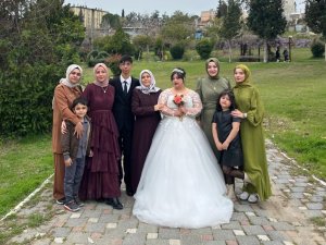 DOWN SENDROMLU GÜLAYFER’İN GELİNLİK HAYALİ GERÇEK OLDU