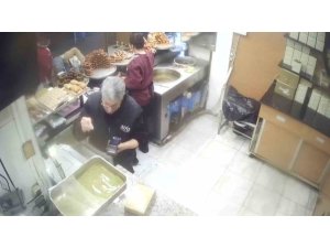 3 KADININ TELEFONUNU YANKESİCİLİK YÖNTEMİYLE ÇALDI, İFADESİ ŞAŞKINA ÇEVİRDİ: "DAYANAMAYIP ÇALIYORUM"