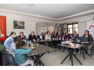 MERSİN’DE ÜRETİCİLERE GIDA OKURYAZARLIĞI EĞİTİMİ