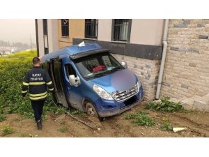 KIRIKHAN’DA TRAFİK KAZASI: 2 YARALI