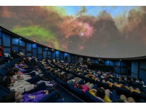 MERCAN BİLİM MERKEZİ PLANETARYUMU ÇOCUKLARI EVRENLE BULUŞTURUYOR