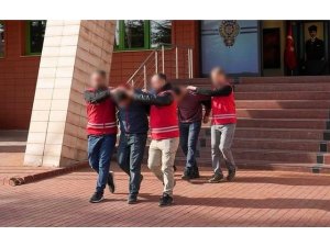 ISPARTA’DA HAPİS CEZASIYLA ARANAN 2 ŞAHIS YAKALANDI