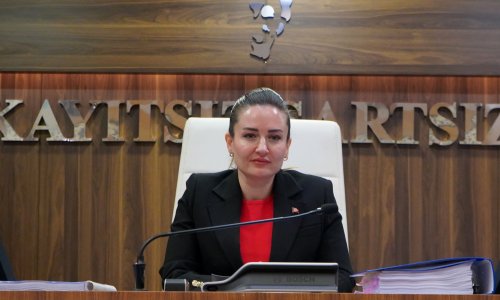 BÜYÜKŞEHİR MECLİSİ'NDE FAALİYET RAPORU KABUL EDİLDİ