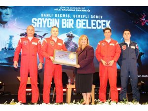 TÜRK YILDIZLARI, BAKİF26’DA ÖĞRENCİLERLE BULUŞTU