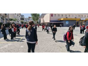 MERSİN’DEKİ OKULLARDA GÜVENLİK ÖNLEMLERİ ALINDI, VELİLER MEMNUN KALDI