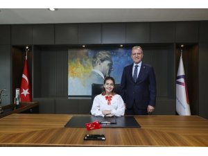 BAŞKAN SEÇER MAKAMINI ÇOCUKLARA BIRAKTI