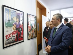 YEŞİLÇAM FİLM AFİŞLERİ SERGİSİ AÇILDI