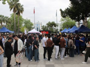 SOSYAL BİLİMLER MYO'DA GELENEKSEL PİLAV GÜNÜ