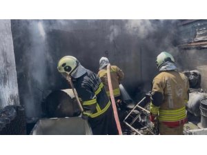 ANTAKYA’DA İŞ YERİ ALEVLERE TESLİM OLDU