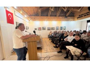 MERSİN’DE EDEBİYAT BULUŞMASI: DR. NEDİM İNCE OKURLARIYLA BİR ARAYA GELDİ